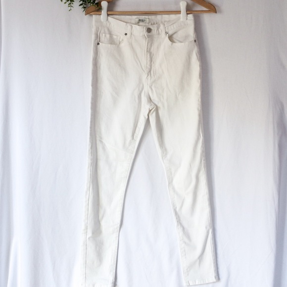 F21 Skinny White Denim Pants - Picture 3 of 8